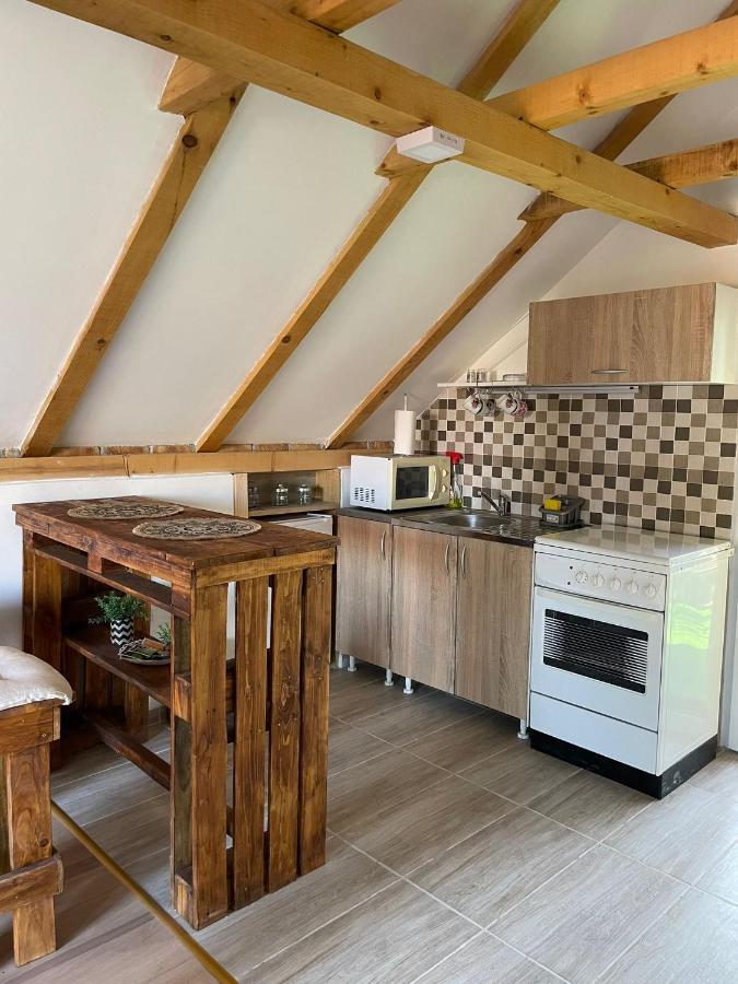 Apartmani Marija Zemun Zemun Polje Екстериор снимка