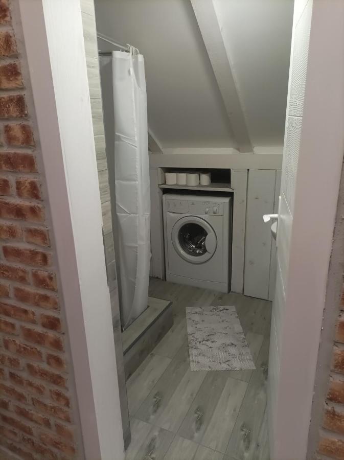 Apartmani Marija Zemun Zemun Polje Екстериор снимка
